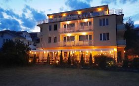 Family Hotel Saga